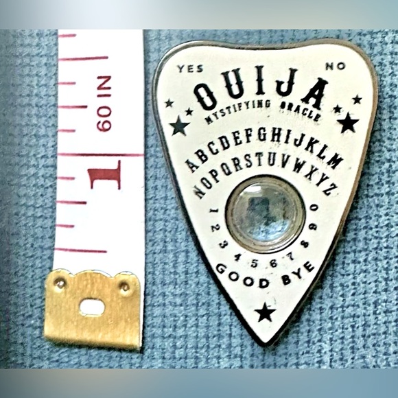 Large White Enamel Lapel Pin - Ouija Board Planchette 1.5" x 1.2" - Magnifying - Picture 2 of 3